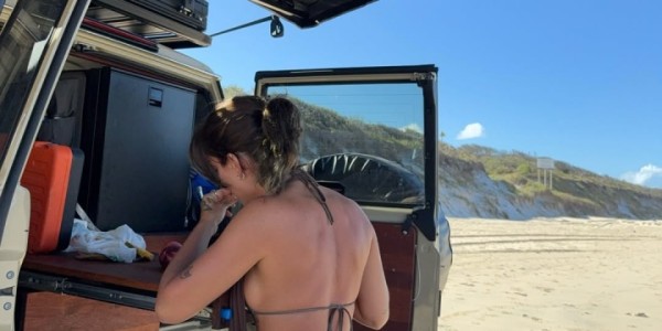 博鱼下载-点赞成人网红引争议，内马尔辩称：是误触，我从来不给女性点赞