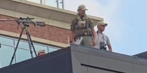 安保措施拉满！皇马vs萨尔茨堡赛中，有狙击手在球场屋顶执行任务