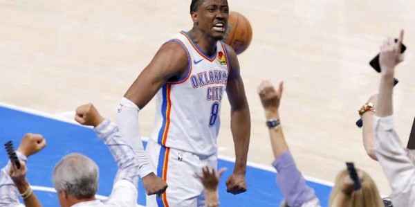 NBA雷霆120-109击败步行者 杰威全场40分6板4助