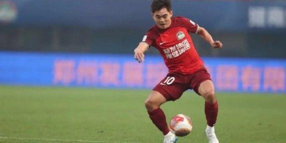 博鱼体育-大腿来了？博主：黄紫昌今日代表常州队首发出战泰州