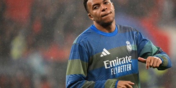 博鱼APP-西甲欧冠颗粒无收！评论员：克罗斯离队的影响，远大于姆巴佩加盟