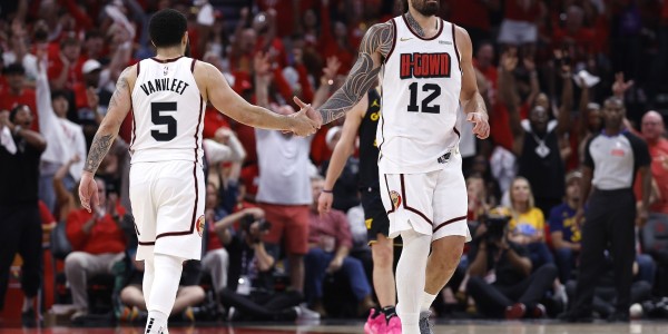 博鱼下载-火媒：缺少范弗里特和亚当斯战绩仍然追平上赛季 真的很了不起